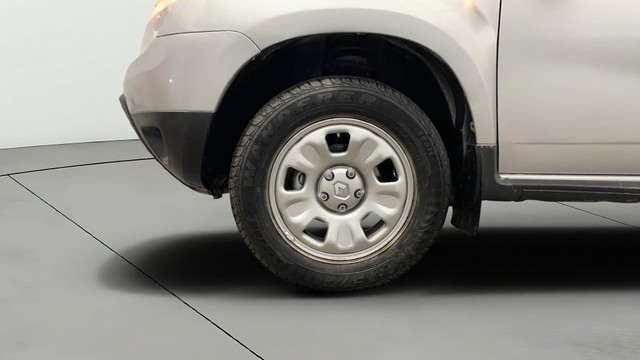 Second-hand 2013 Renault Duster 85PS Diesel RxL for sale in Lucknow-25