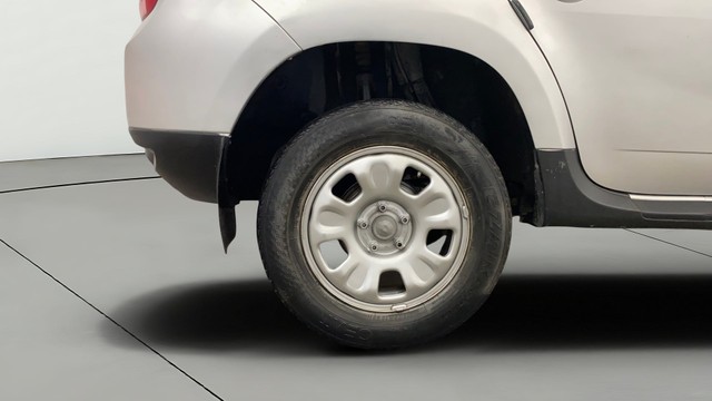 Second-hand 2013 Renault Duster 85PS Diesel RxL for sale in Lucknow-24