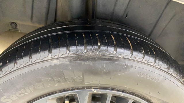 Second-hand 2021 Maruti XL6 Zeta for sale in Ahmedabad-30