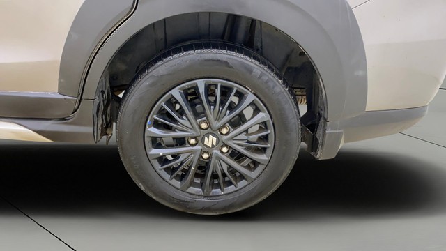 Second-hand 2021 Maruti XL6 Zeta for sale in Ahmedabad-27