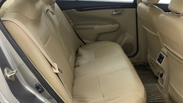 Second-hand 2017 Maruti Ciaz 1.3 Zeta for sale in Ahmedabad-16