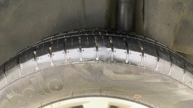 Second-hand 2017 Maruti Ciaz 1.3 Zeta for sale in Ahmedabad-32