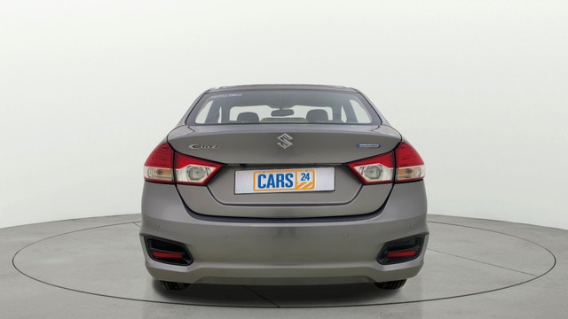 Second-hand 2017 Maruti Ciaz 1.3 Zeta for sale in Ahmedabad-3