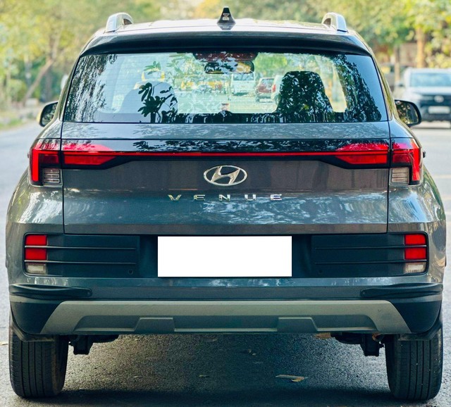 Hyundai Venue S BSVI Second-hand 2023 Hyundai Venue S BSVI for sale in New Delhi-1