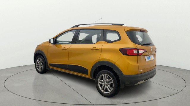 Second-hand 2023 Renault Triber RXZ EASY-R AMT BSVI for sale in Bangalore-4