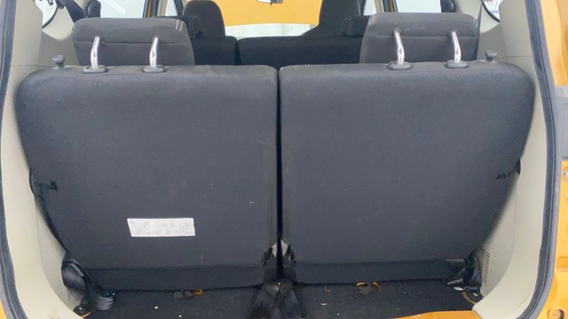 Second-hand 2023 Renault Triber RXZ EASY-R AMT BSVI for sale in Bangalore-19