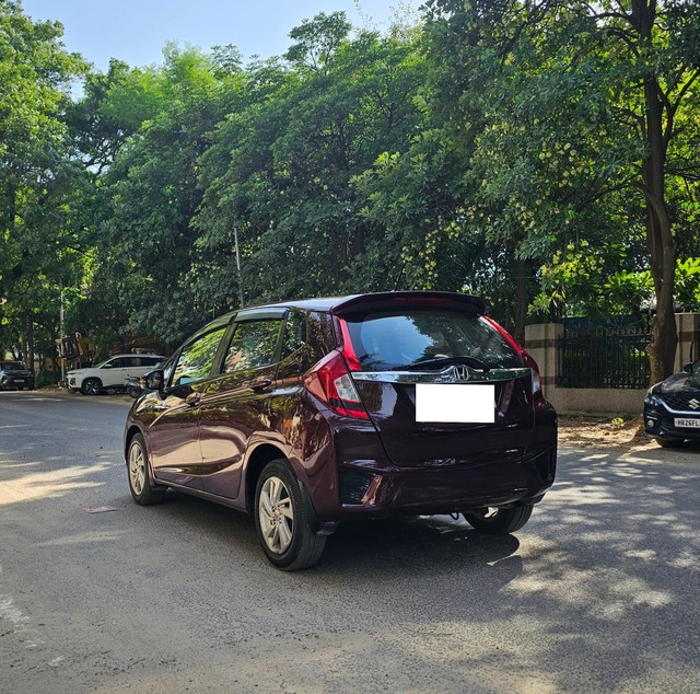 Second-hand 2016 Honda Jazz 1.2 V i VTEC for sale in Gurgaon-8