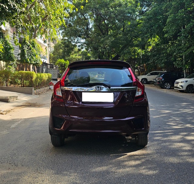 Second-hand 2016 Honda Jazz 1.2 V i VTEC for sale in Gurgaon-2