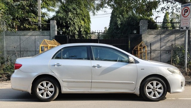 Second-hand 2011 Toyota Corolla Altis G for sale in Gurgaon-1