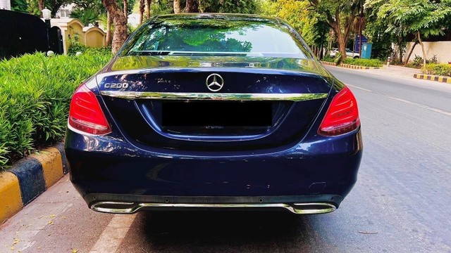 Second-hand 2017 Mercedes-Benz C-Class C 200 Avantgarde Edition C for sale in New Delhi-9