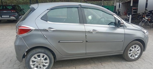Second-hand 2018 Tata Tiago 1.2 Revotron XZA for sale in Sri Ganganagar-2