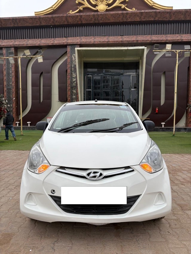 Hyundai EON Magna Second-hand 2011 Hyundai EON Magna for sale in New Delhi-5
