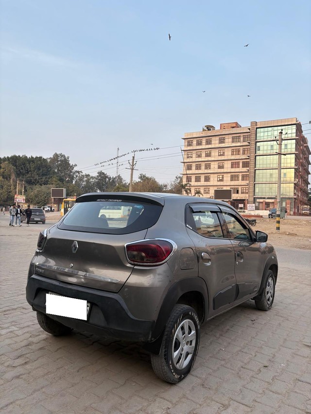 Second-hand 2016 Renault KWID RXT for sale in New Delhi-6