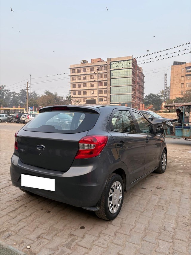 Second-hand 2015 Ford Figo 1.5 Sports Edition MT for sale in New Delhi-5
