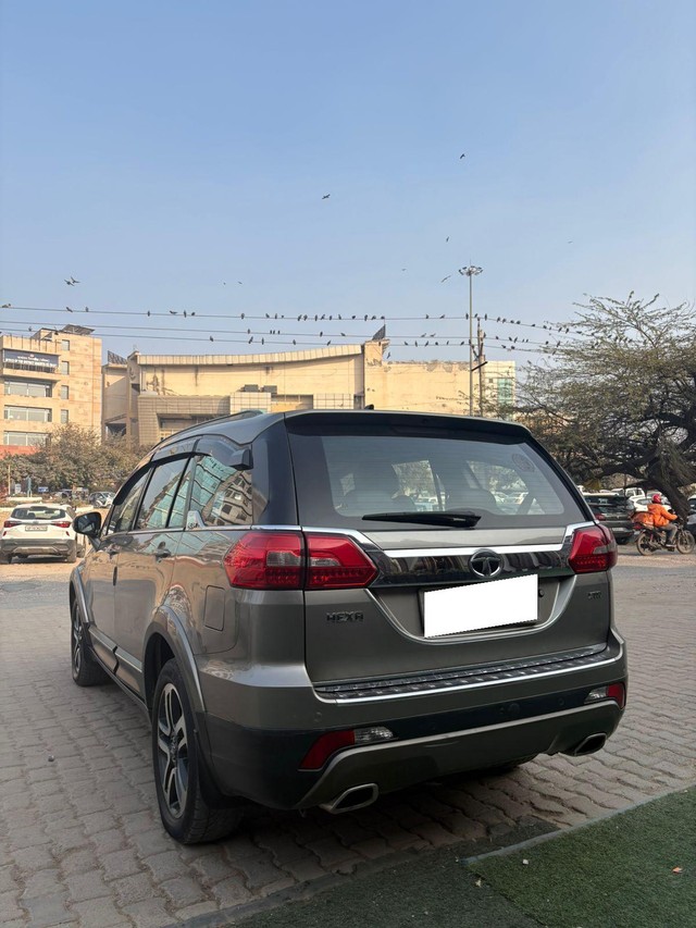 Second-hand 2017 Tata Hexa XTA for sale in New Delhi-7
