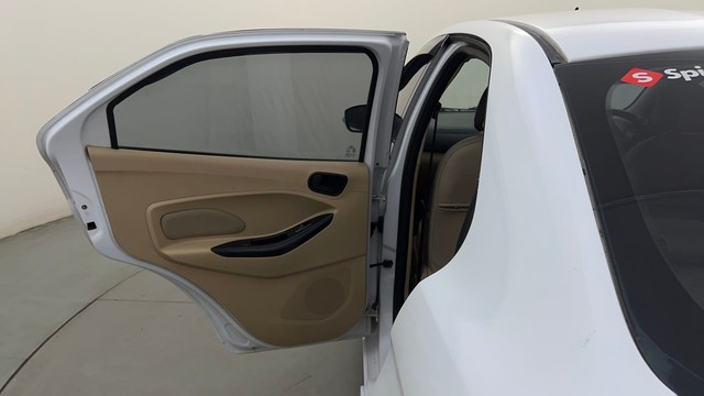 Second-hand 2015 Ford Aspire 1.5 TDCi Trend for sale in Bangalore-29