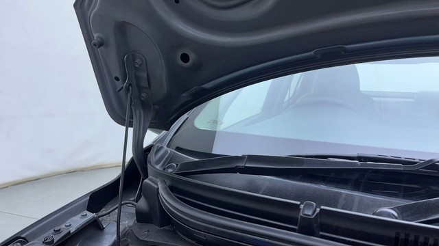 Second-hand 2023 Hyundai Aura S Diesel for sale in Hyderabad-35