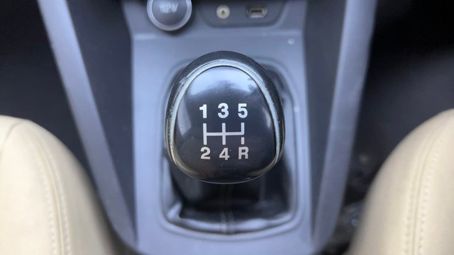 Second-hand 2018 Ford Aspire 1.2 Ti-VCT Titanium for sale in Hyderabad-12