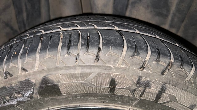 Second-hand 2019 Maruti Suzuki XL6 Alpha for sale in Mumbai-35