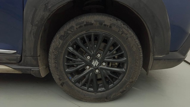 Second-hand 2019 Maruti Suzuki XL6 Alpha for sale in Mumbai-17