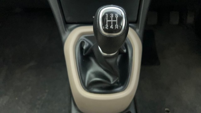 Second-hand 2017 Hyundai Xcent Petrol for sale in Ahmedabad-12