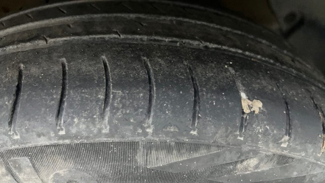 Second-hand 2017 Hyundai Xcent Petrol for sale in Ahmedabad-34