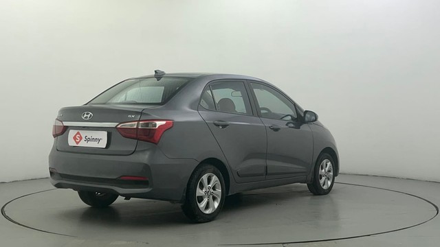 Second-hand 2017 Hyundai Xcent Petrol for sale in Ahmedabad-3