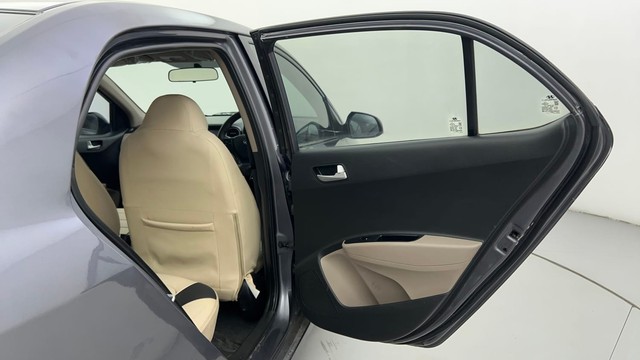 Second-hand 2017 Hyundai Xcent Petrol for sale in Ahmedabad-25