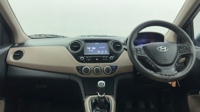 Second-hand 2017 Hyundai Xcent Petrol for sale in Ahmedabad-11