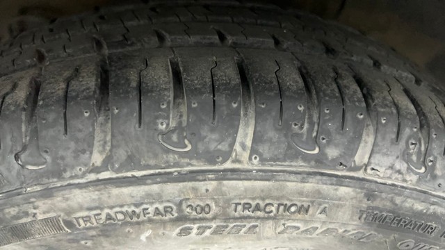 Second-hand 2017 Hyundai Xcent Petrol for sale in Ahmedabad-28