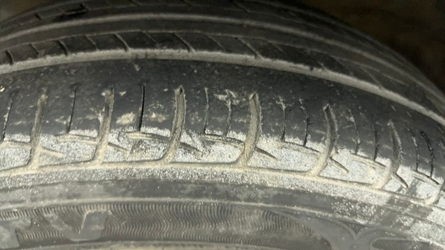 Second-hand 2017 Hyundai Xcent Petrol for sale in Ahmedabad-35