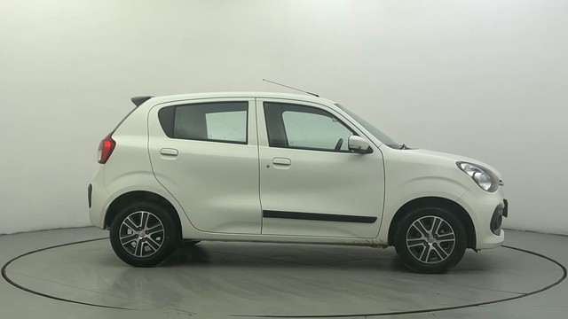 Second-hand 2024 Maruti Suzuki Celerio ZXI for sale in Ahmedabad-2
