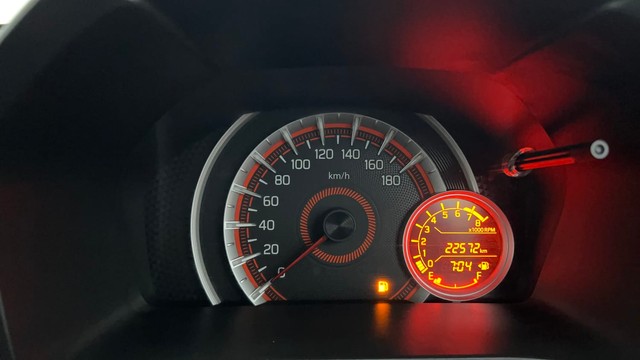 Second-hand 2024 Maruti Suzuki Celerio ZXI for sale in Ahmedabad-13