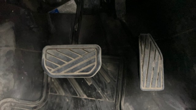 Second-hand 2019 Maruti Swift ZXI Plus AMT for sale in Pune-14