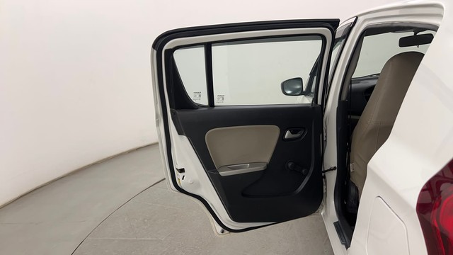 Second-hand 2018 Maruti Alto K10 VXI for sale in Pune-23