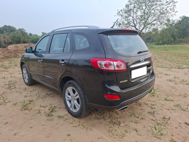 Second-hand 2013 Hyundai Santa Fe 4x4 AT for sale in Vadodara-7
