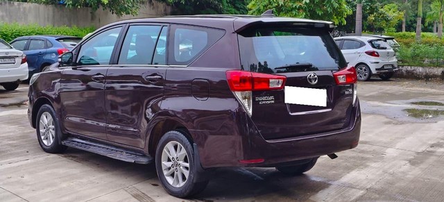 Second-hand 2016 Toyota Innova Crysta 2.8 GX AT BSIV for sale in Vadodara-10
