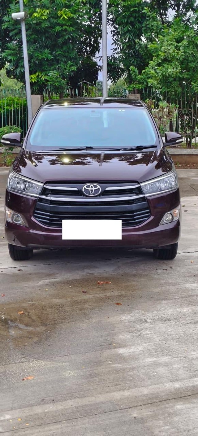 Second-hand 2016 Toyota Innova Crysta 2.8 GX AT BSIV for sale in Vadodara-5
