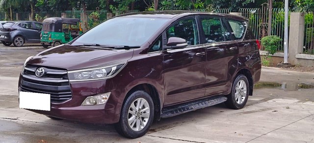 Second-hand 2016 Toyota Innova Crysta 2.8 GX AT BSIV for sale in Vadodara-4