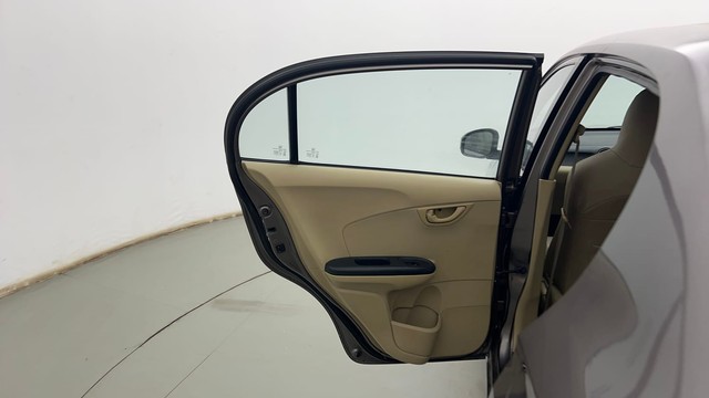 Second-hand 2014 Honda Amaze S i-VTEC for sale in Kolkata-31