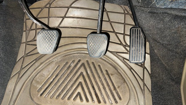 Second-hand 2014 Honda Amaze S i-VTEC for sale in Kolkata-14