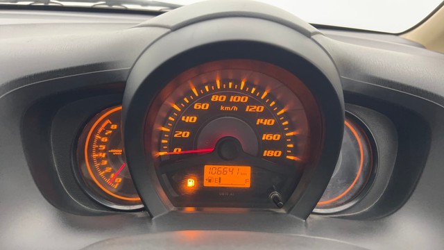 Second-hand 2014 Honda Amaze S i-VTEC for sale in Kolkata-13