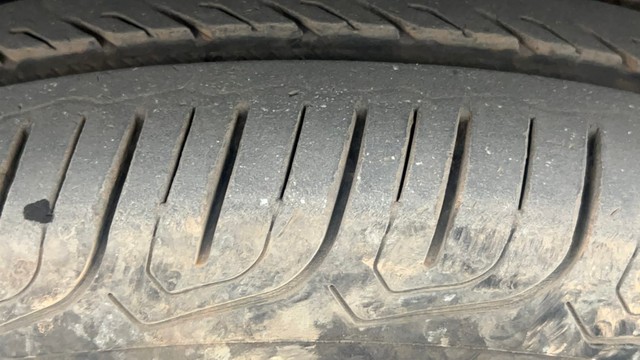 Second-hand 2014 Volkswagen Polo Petrol Comfortline 1.2L for sale in Kolkata-38