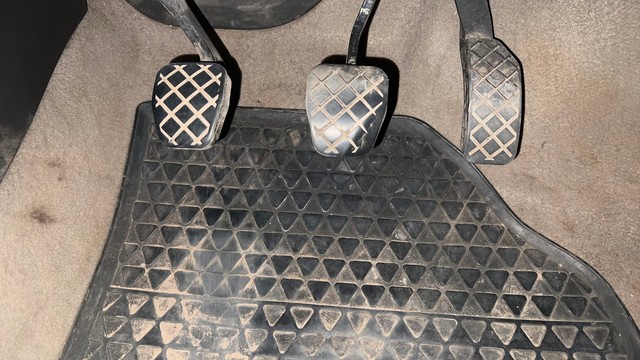 Second-hand 2014 Volkswagen Polo Petrol Comfortline 1.2L for sale in Kolkata-14