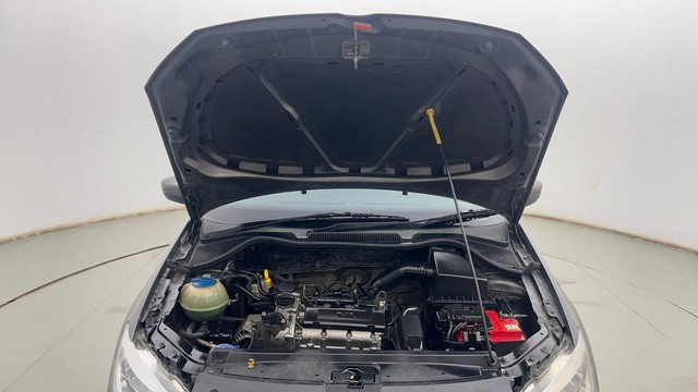 Second-hand 2014 Volkswagen Polo Petrol Comfortline 1.2L for sale in Kolkata-8