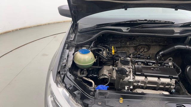 Second-hand 2014 Volkswagen Polo Petrol Comfortline 1.2L for sale in Kolkata-31