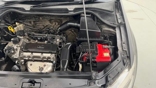 Second-hand 2014 Volkswagen Polo Petrol Comfortline 1.2L for sale in Kolkata-37