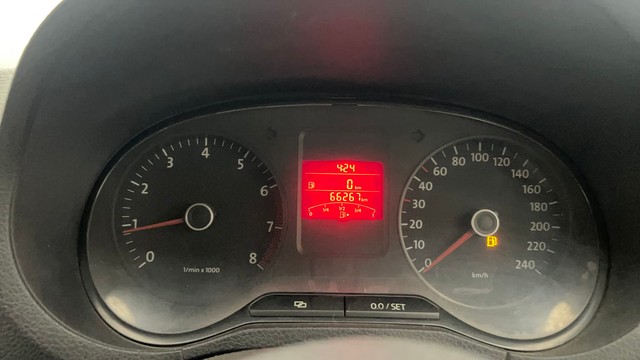 Second-hand 2014 Volkswagen Polo Petrol Comfortline 1.2L for sale in Kolkata-13