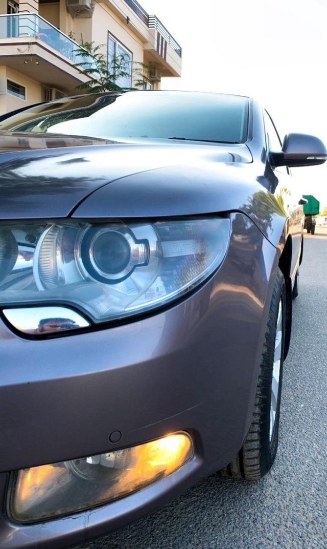 Second-hand 2012 Skoda Superb Elegance 2.0 TDI MT for sale in Jaipur-6