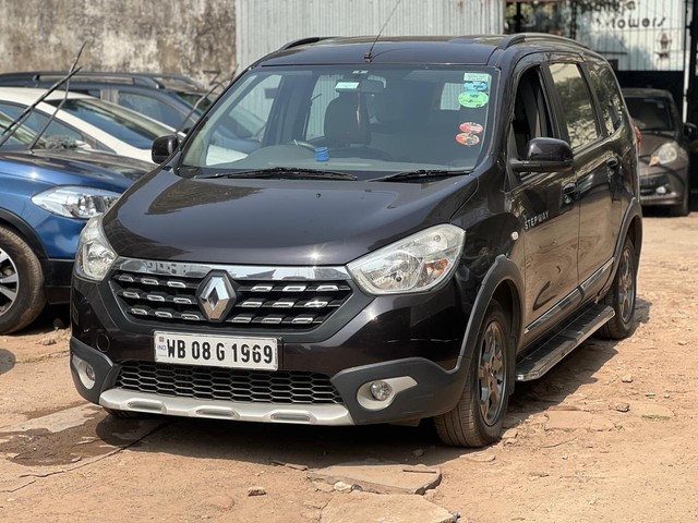 Second-hand 2019 Renault Lodgy Stepway 110PS RXZ 7S for sale in Kolkata-2
